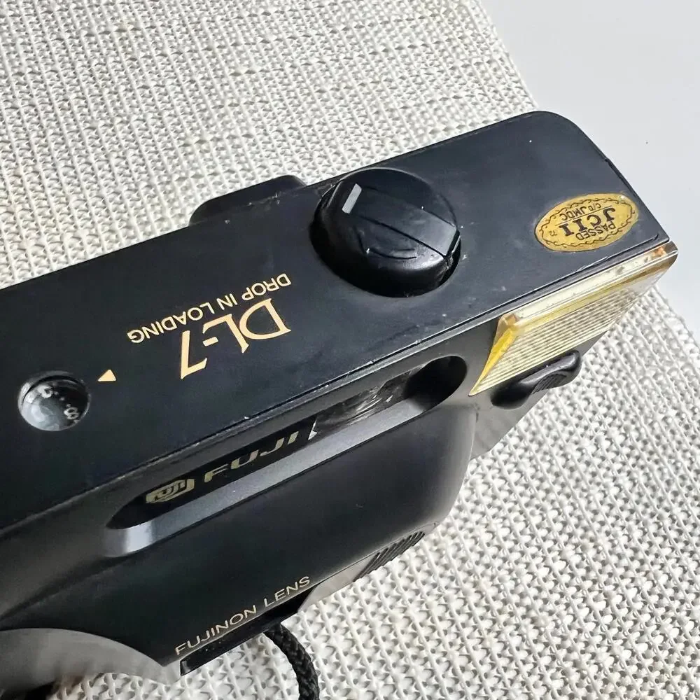 Fuji DL-7 35mm Point Shoot Film Camera Fujinon Lens Made in Japan w/‎ Case AS-IS